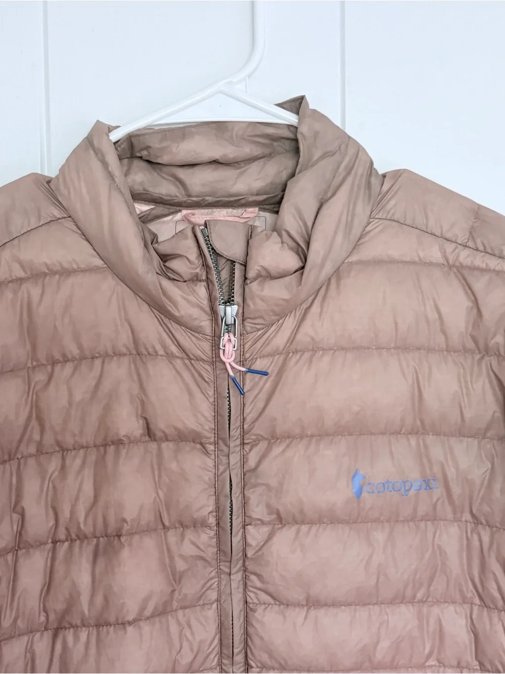 Cotopaxi Fuego LT 950 Fill Down Jacket Women’s Medium M Taupe Pink Lightweight - Picture 4 of 6